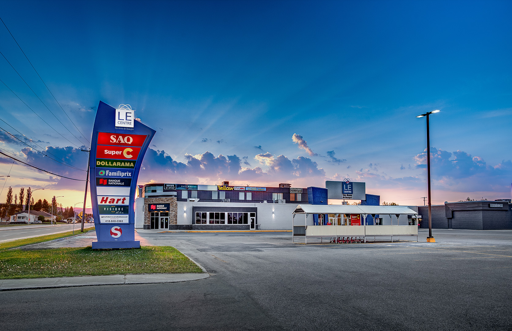 Shopping Center façade