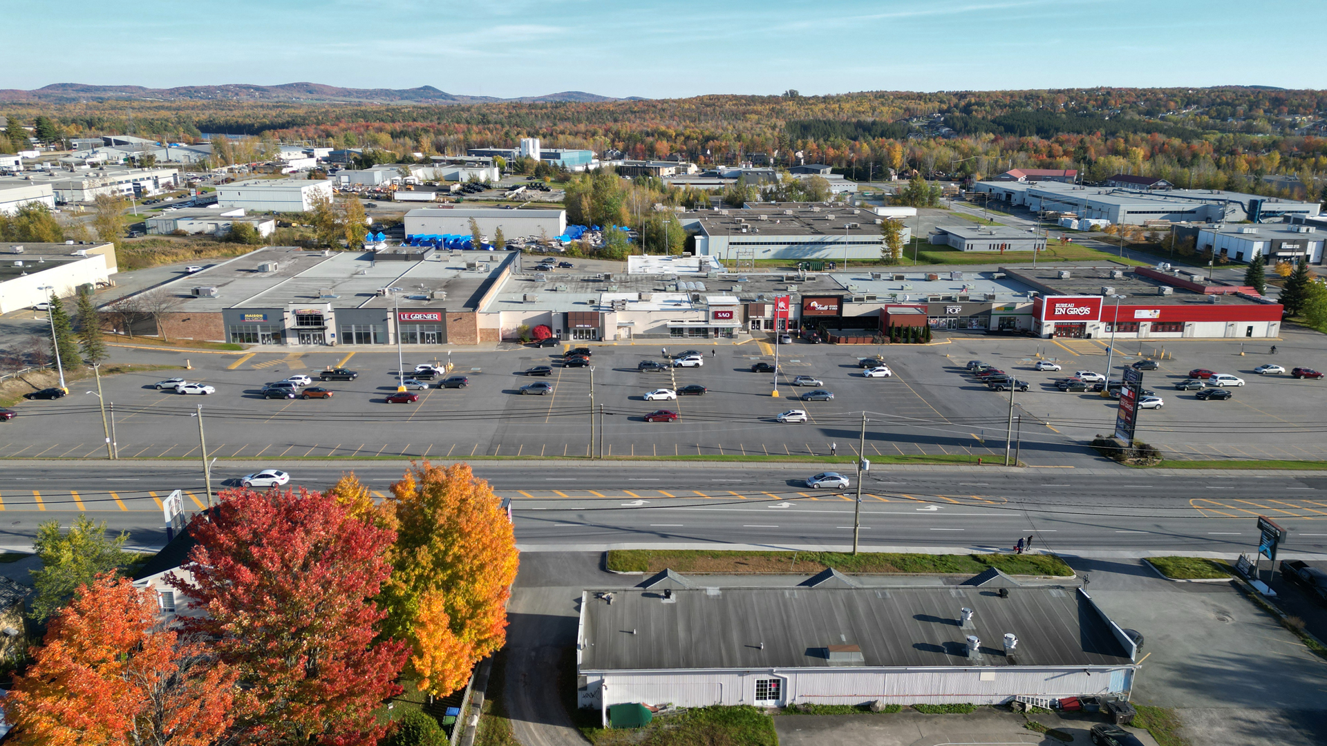 402 - Galeries Orford (vue aérienne)