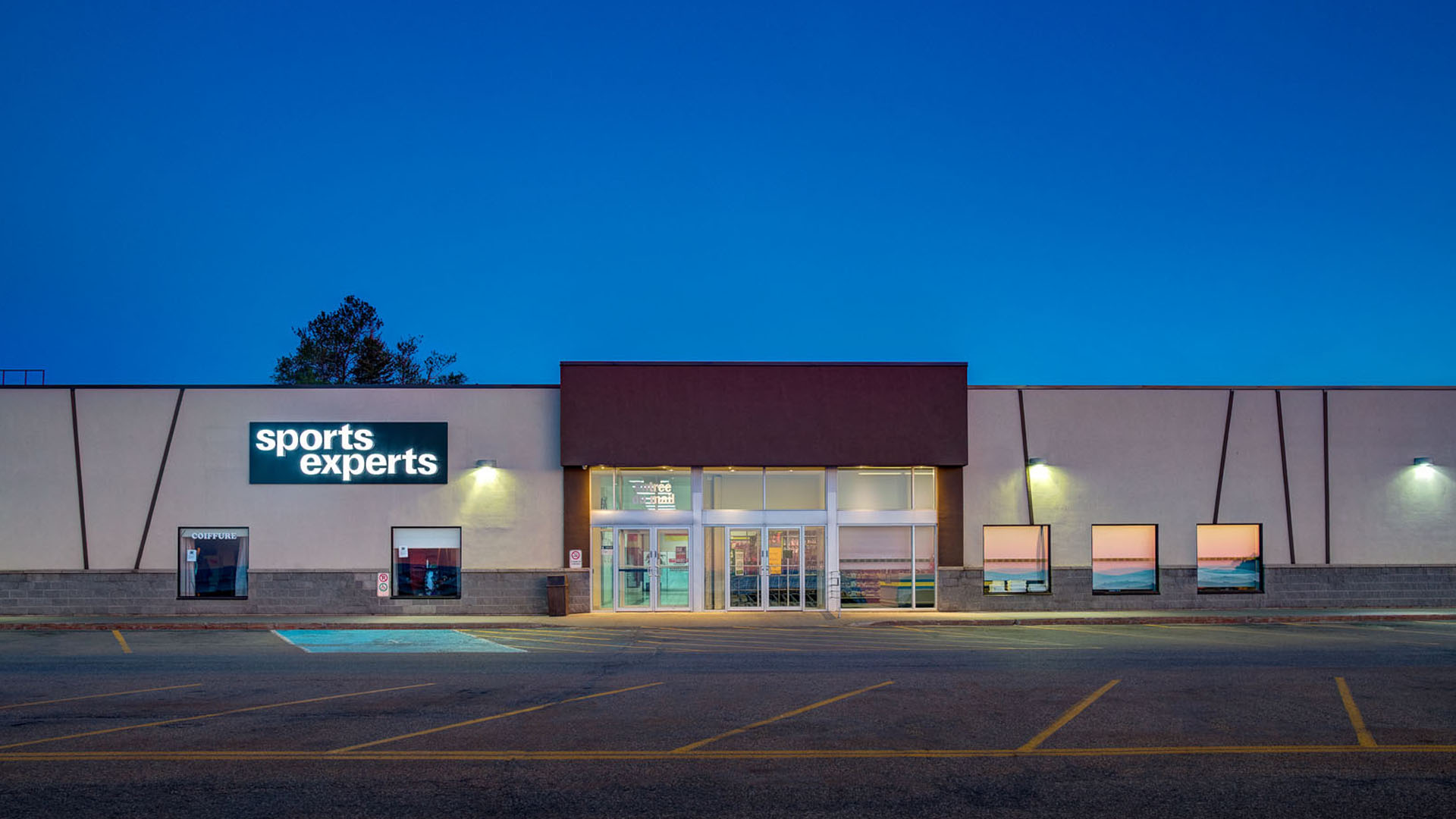 Sports Experts LE Centre Charlevoix Quebec