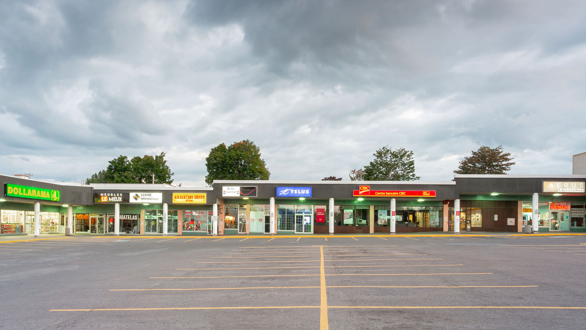 Stationnement du Centre St-Jerome